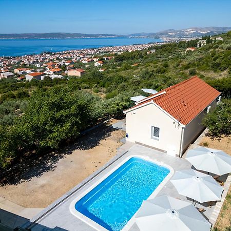 Private Villa Golden Hour With A View Of Split Area Kastel Sucurac Exterior photo