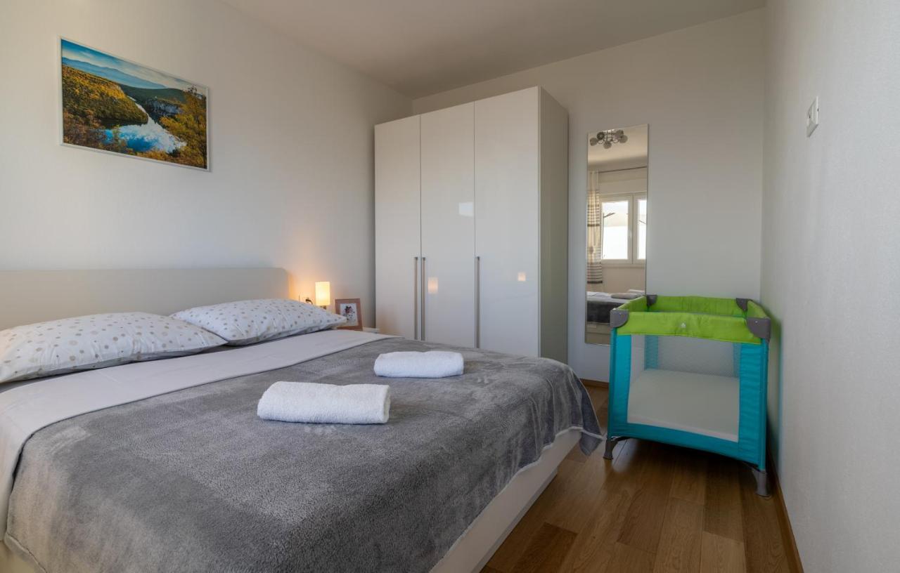 Private Villa Golden Hour With A View Of Split Area Kastel Sucurac Exterior photo