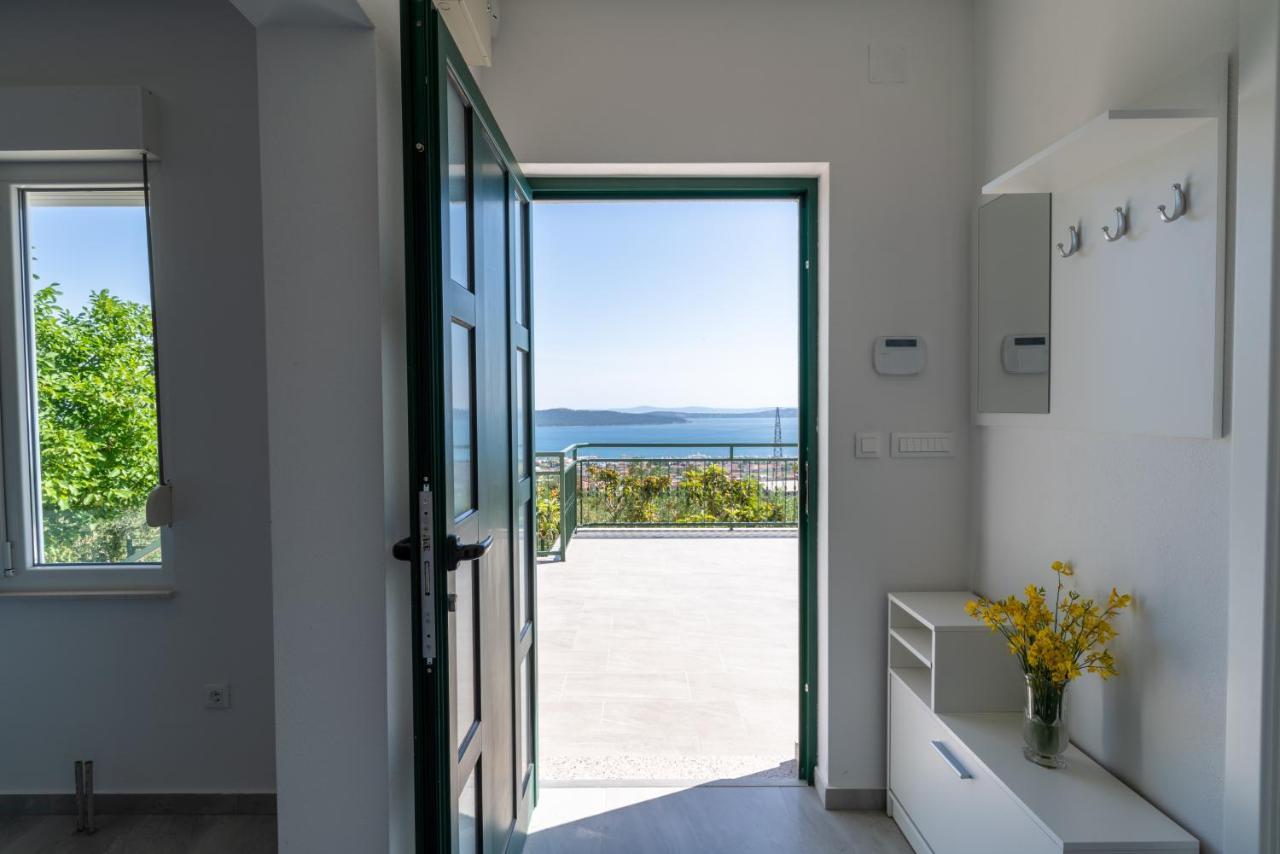 Private Villa Golden Hour With A View Of Split Area Kastel Sucurac Exterior photo